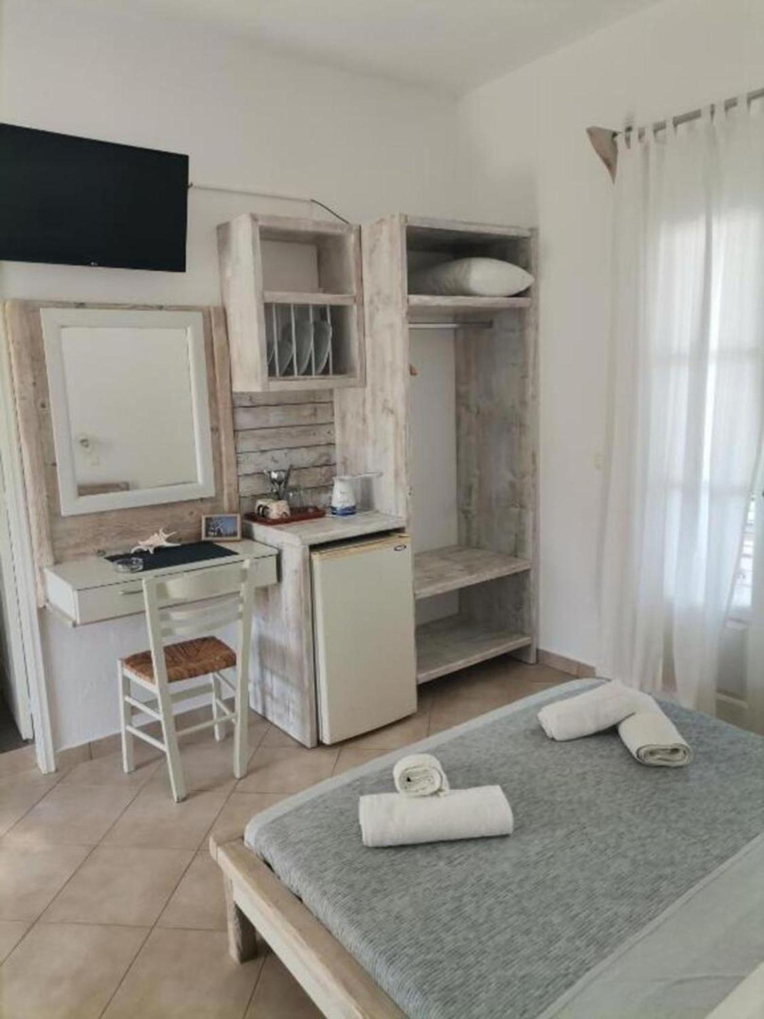 Harama Hotel Schinousa Schoinoussa المظهر الخارجي الصورة