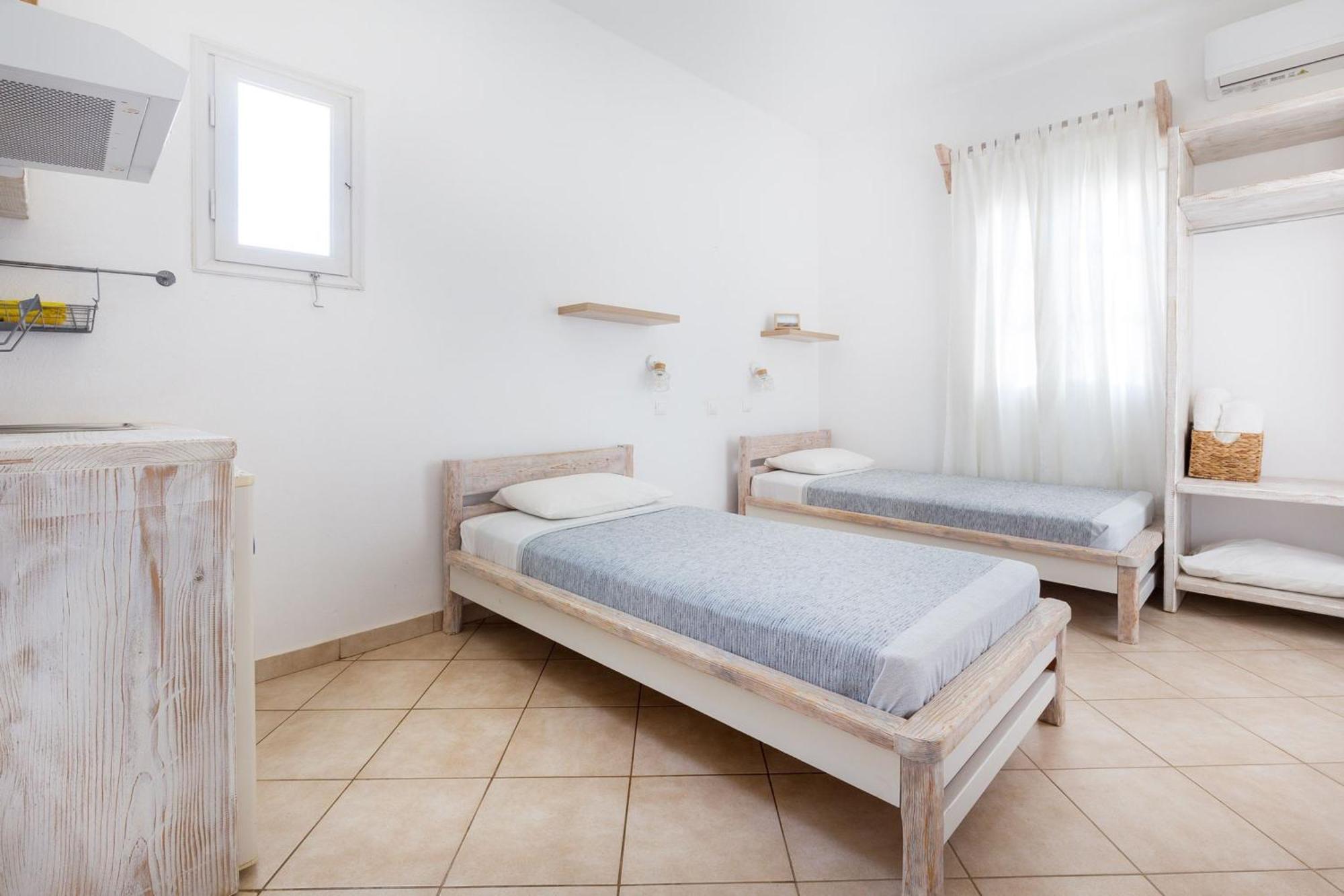 Harama Hotel Schinousa Schoinoussa المظهر الخارجي الصورة
